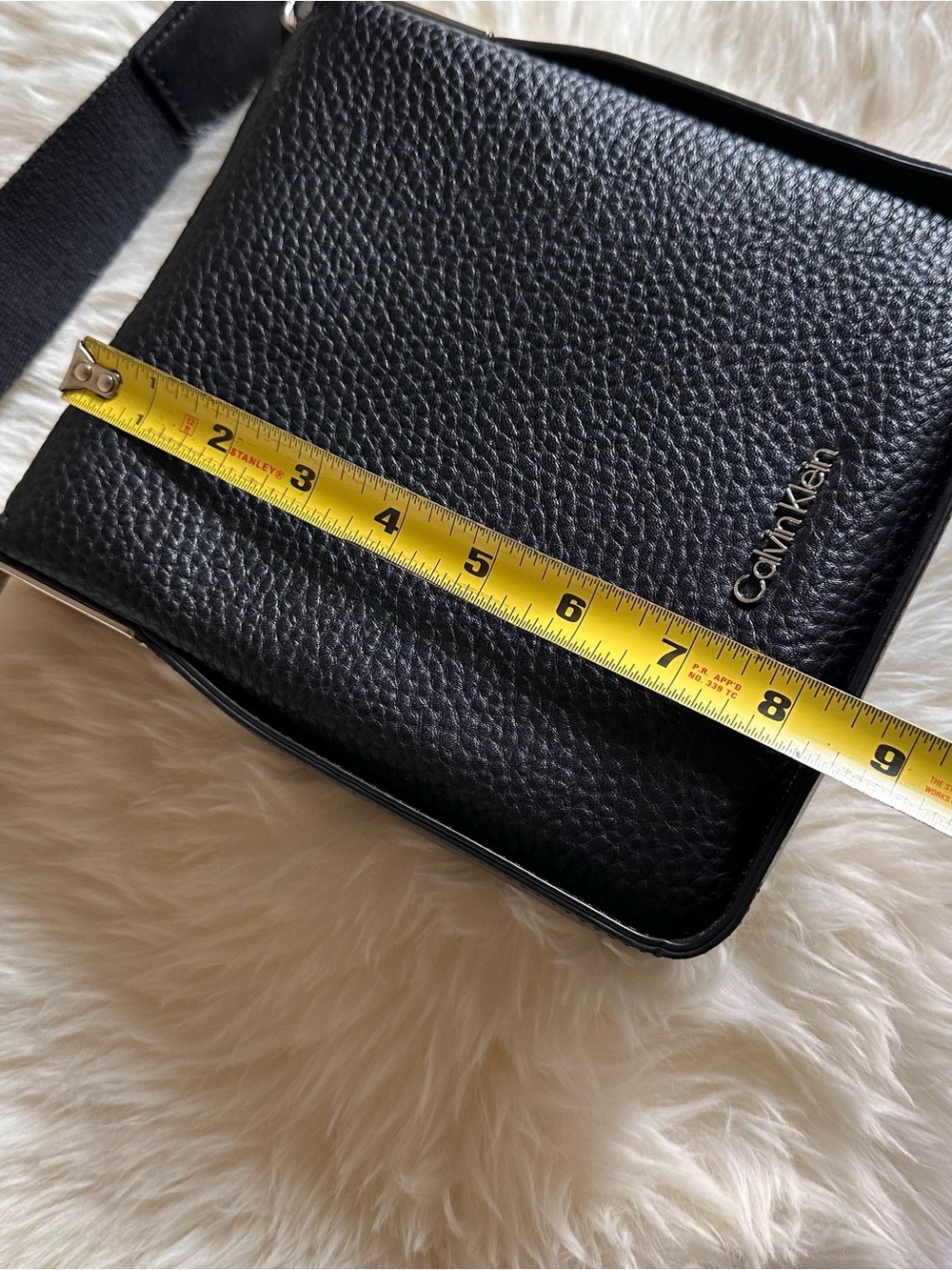 Calvin Klein Fay mini crossbody black - Picture 11 of 14